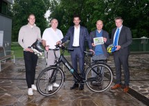 (v.l.n.r.) Johannes Öfferl (Geschäftsführer spusu Sport-GmbH), Michael Freitag (Country CEO und Geschäftsführer Sodexo Service Solutions Austria GmbH), LH-Stellvertreter Udo Landbauer, Johannes Pressl (Präsident NÖ Gemeindebund) und Wolfgang Kocevar (Vizepräsident NÖ GVV).