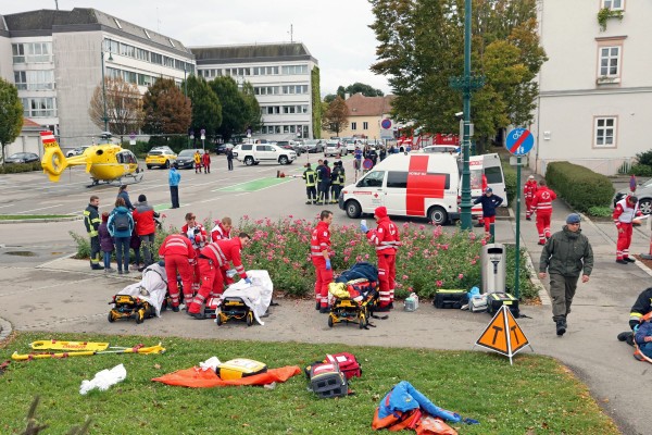 Erstversorgung der verletzten Personen